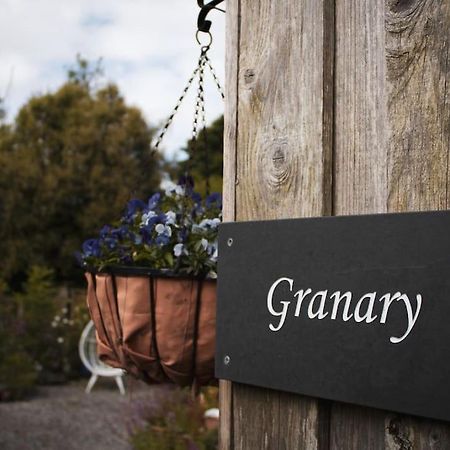 The Granary Apartment Barbrook Exterior foto